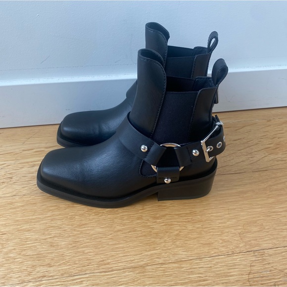 NEW GANNI Black Low Cut Biker Chelsea Boots Size 6 - Picture 9 of 10